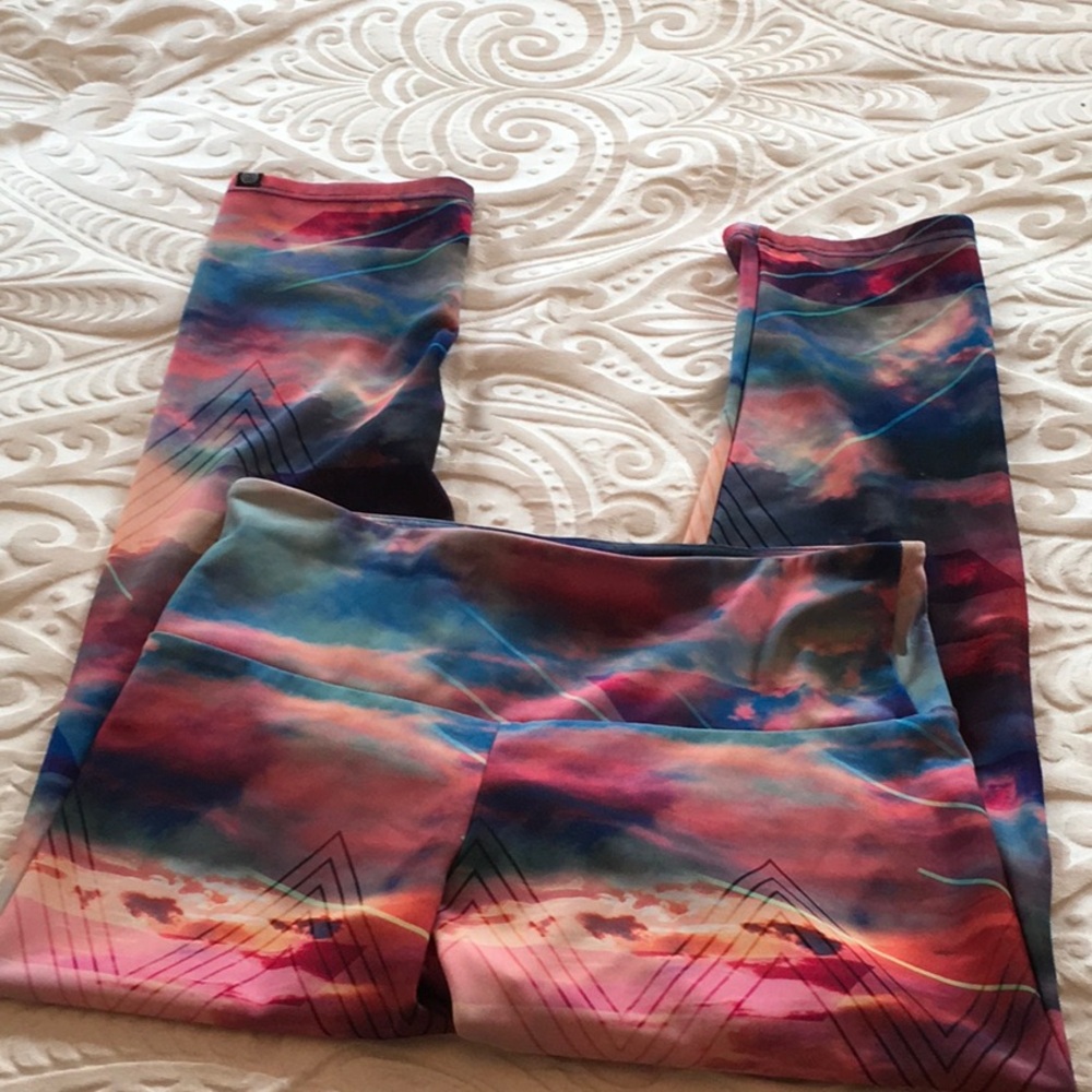Onzie Leggings